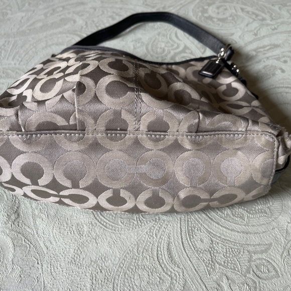 Coach handbag - Picture 2 of 3